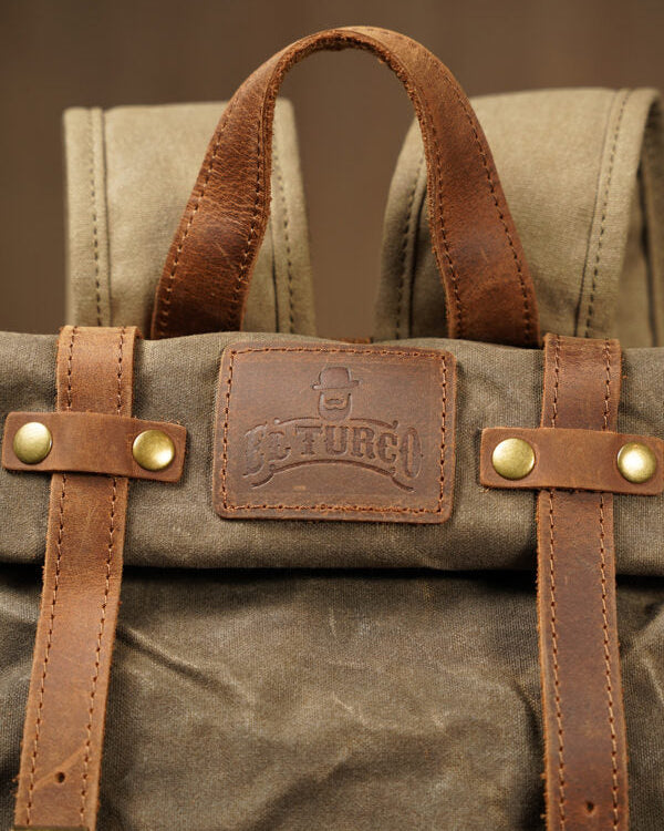 Mochila British Soldier Cuero y Lona Impermeable – uso