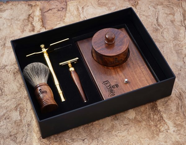 Shaving Set Premium: Safety Razor + Brocha Tejón + Bowl – presentación