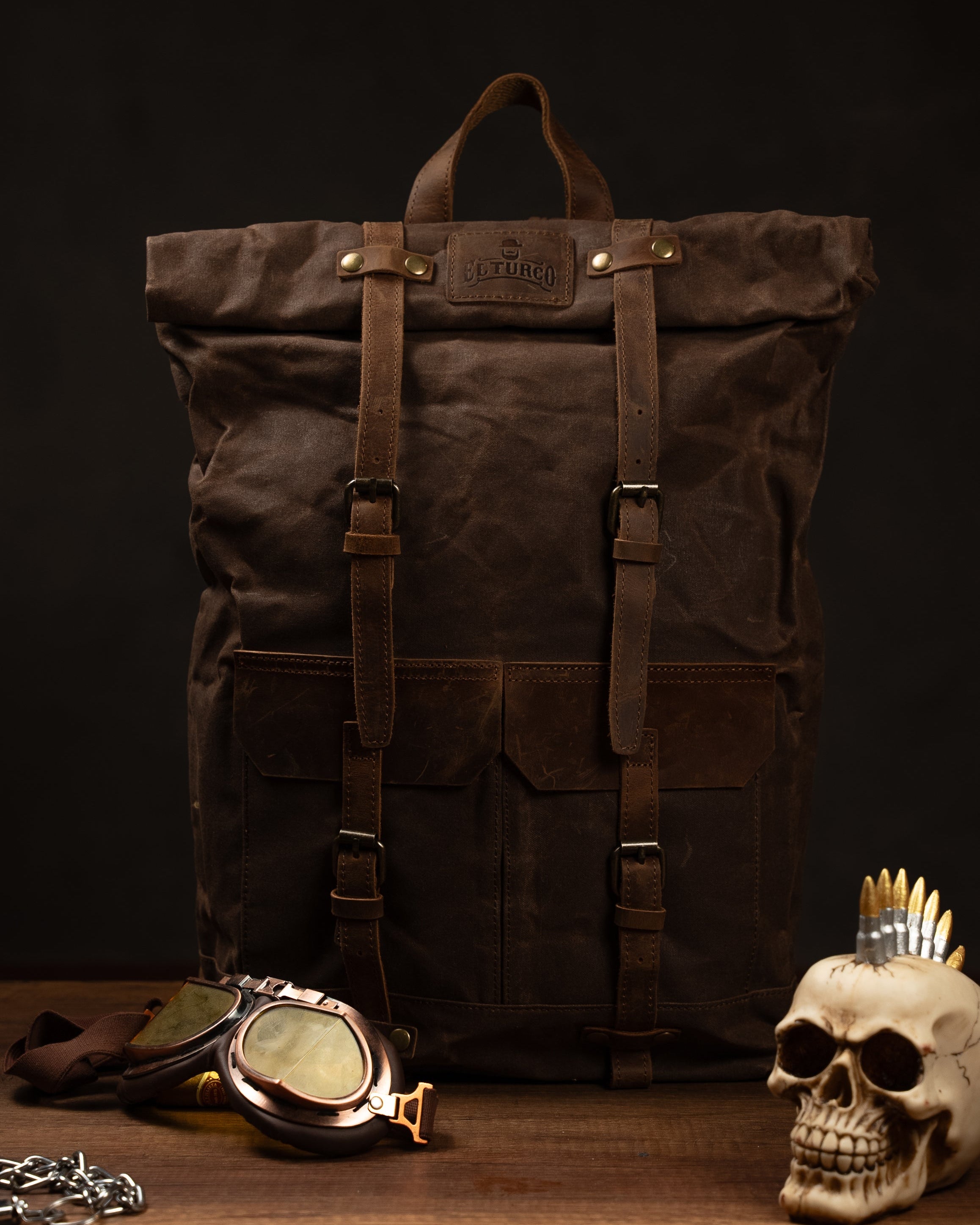 Mochila British Soldier Cuero y Lona Impermeable – textura