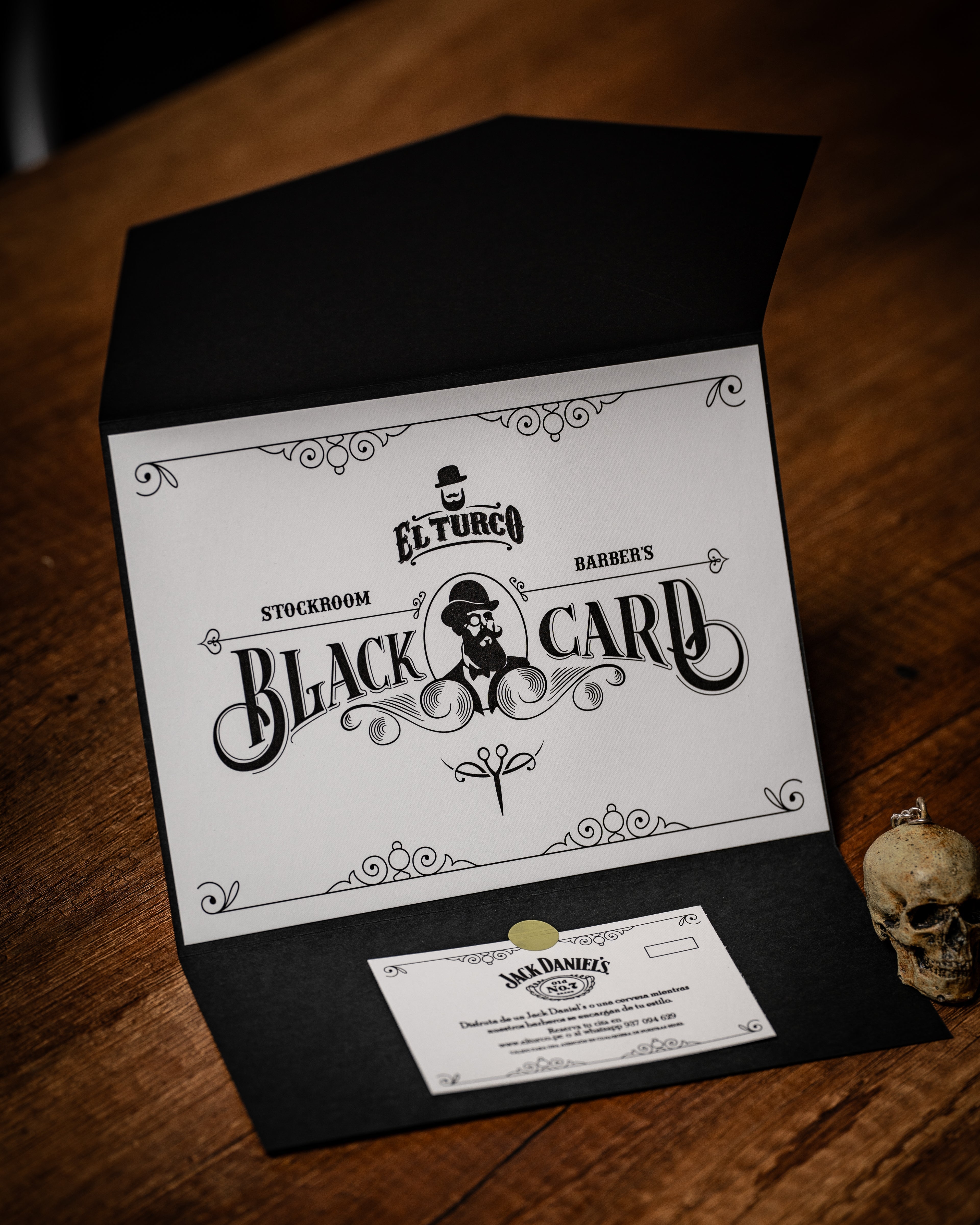 Black Card – Tarjeta de Regalo Barbería – vista