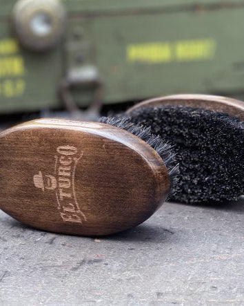 Cepillo para Barba de Madera y Cerdas de Jabalí – presentación
