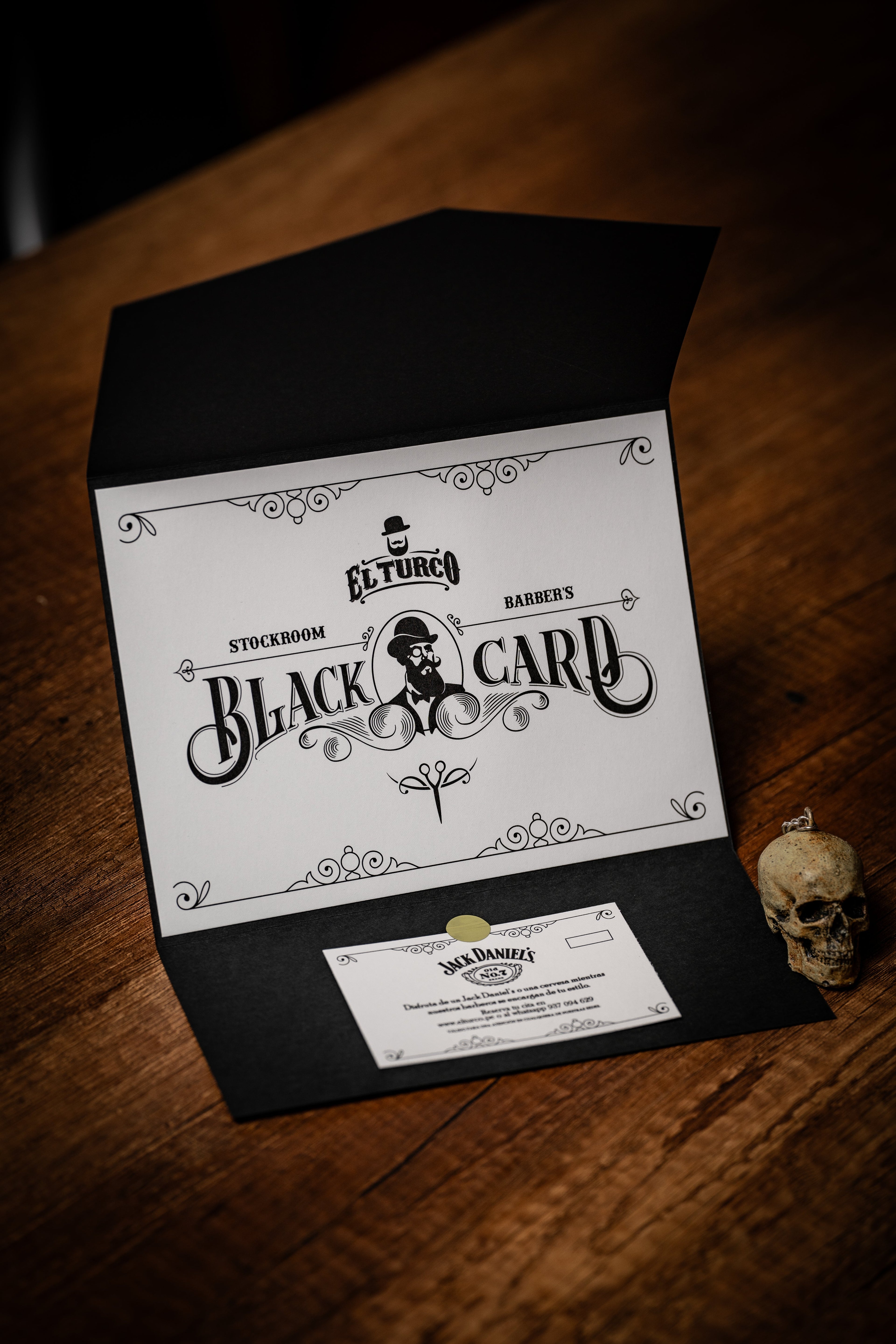 Black Card – Tarjeta de Regalo Barbería – vista