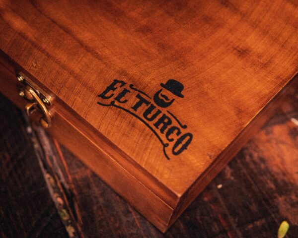 Kit Never Shave: Cuidado Completo de Barba – vista cercana