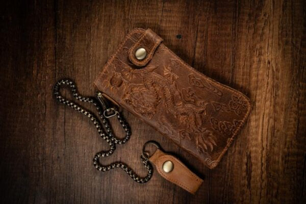 Billetera Larga Dragon Cuero Genuino con Cadena – vista