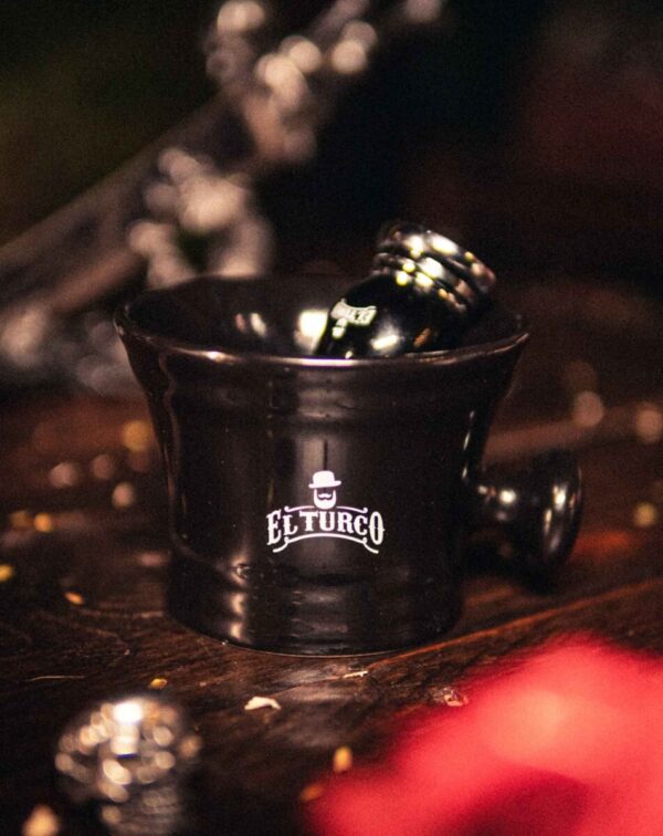 Kit de Afeitado Black: Bowl Cerámica y Brocha de Tejón – detalle